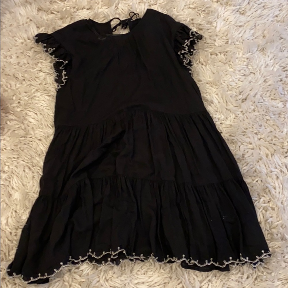 ARITZIA black dress w white trim